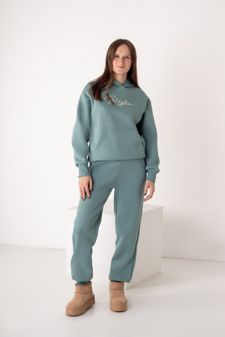 Костюм жіночий